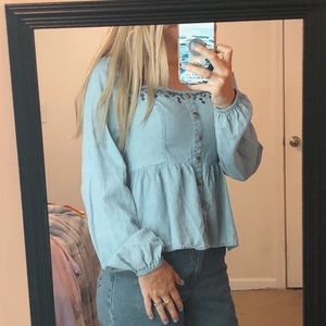 Blue puffed sleeve shirt